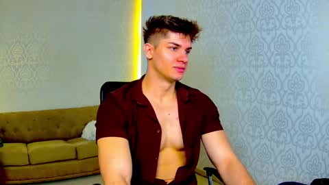 MaxKaiden online show from 02/11/26, 06:18