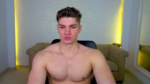 MaxKaiden online show from 04/20/26, 04:37