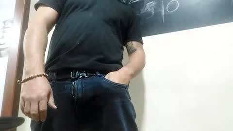 Max Massa online show from 06/12/26, 08:52