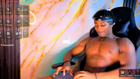 Maxmuscle10 online show from 04/10/26, 05:12