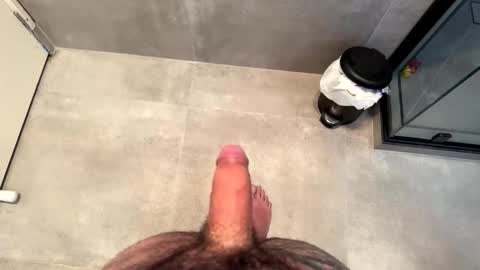 Snapshot of maxpowers1880 chatting on 10/22/25, 06:24 maxpowers1880 online show from 10/22/25, 06:24