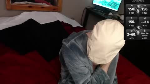 MaxRouger online show from 04/17/26, 02:53