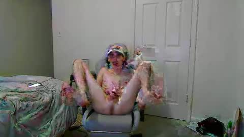 Snapshot of maxryderr chatting on 10/24/25, 11:56 Max Ryder online show from 10/24/25, 11:56