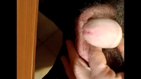 Snapshot of maxsuper422356 chatting on 01/08/25, 06:31 Max online show from 01/08/25, 06:31