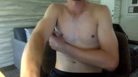 Snapshot of maxtheman2456 chatting on 03/02/25, 12:42 BoxerBabe1234 online show from 03/02/25, 12:42