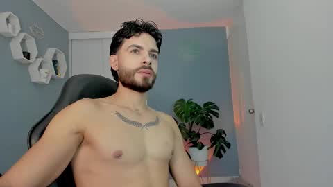 Maxi online show from 02/18/26, 02:40