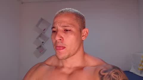 Snapshot of maxwel949813 chatting on 01/11/26, 02:38 Max online show from 01/11/26, 02:38