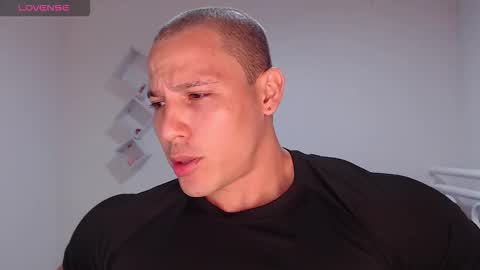 Snapshot of maxwel949813 chatting on 01/12/26, 04:07 Max online show from 01/12/26, 04:07