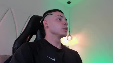 MAX online show from 03/05/25, 09:48