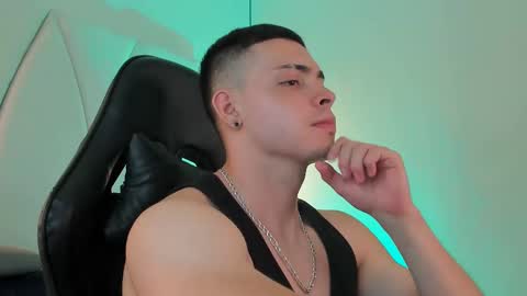 MAX online show from 03/09/25, 03:54