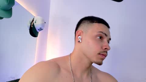 MAX online show from 09/08/25, 09:36