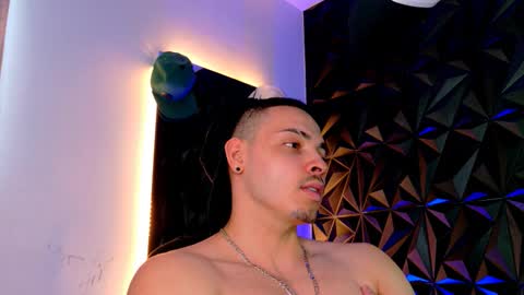 MAX online show from 10/30/25, 10:10