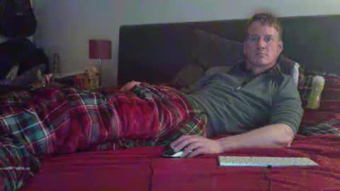 maxwilly7803039708 online show from 04/07/26, 02:23