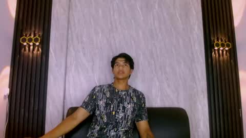 Max Wyatt online show from 06/01/26, 04:36