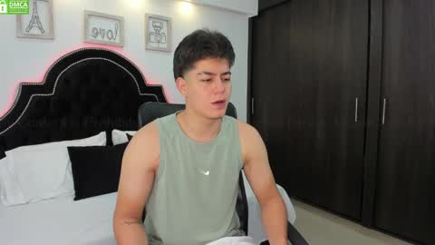 Snapshot of maxxicruz chatting on 01/20/25, 11:02 Maxxi online show from 01/20/25, 11:02