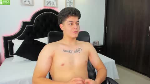 Snapshot of maxxicruz chatting on 01/24/25, 04:28 Maxxi online show from 01/24/25, 04:28