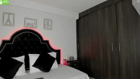 Snapshot of maxxicruz chatting on 02/24/25, 09:20 Maxxi online show from 02/24/25, 09:20