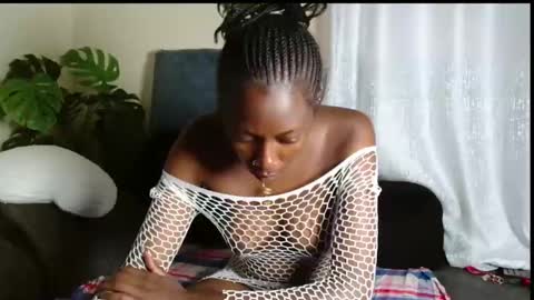 maxxinepetite online show from 02/08/26, 11:13