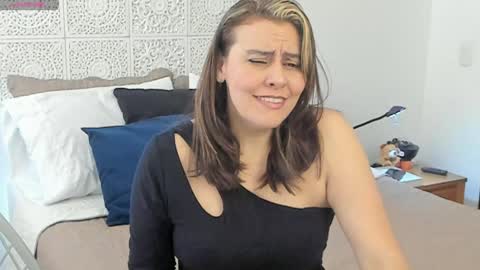 Snapshot of maxzy_star chatting on 12/06/24, 05:55 Victoria online show from 12/06/24, 05:55