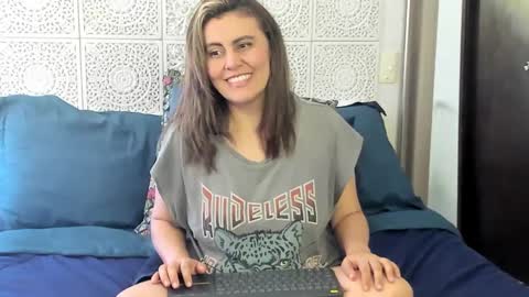 Snapshot of maxzy_star chatting on 01/30/25, 08:53 Victoria online show from 01/30/25, 08:53