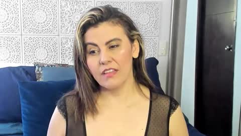 Snapshot of maxzy_star chatting on 02/01/25, 04:44 Victoria online show from 02/01/25, 04:44