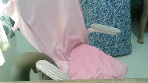 may online show from 06/12/26, 12:20