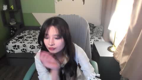 Snapshot of may_lings chatting on 03/04/26, 09:21 may_lings online show from 03/04/26, 09:21