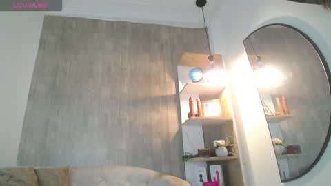 may_wood online show from 03/18/26, 12:08