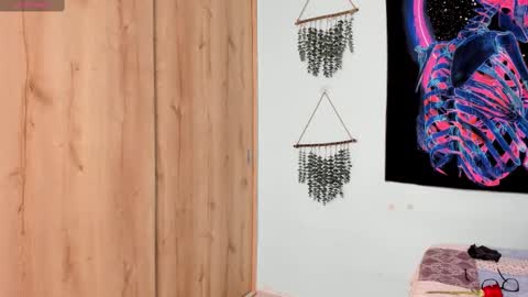 Snapshot of maya__fox chatting on 02/14/25, 10:04 OF mayitta19 online show from 02/14/25, 10:04