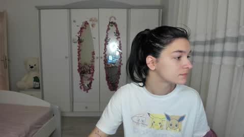 Maya online show from 02/07/26, 05:33