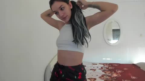 Maya online show from 03/01/26, 06:37