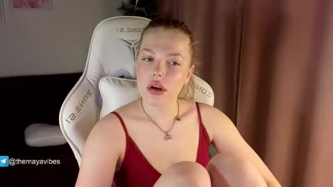 Maya online show from 01/12/26, 03:34