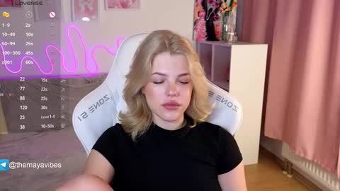 Maya online show from 02/06/26, 03:22