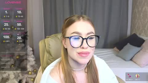 Maya online show from 01/11/25, 11:02