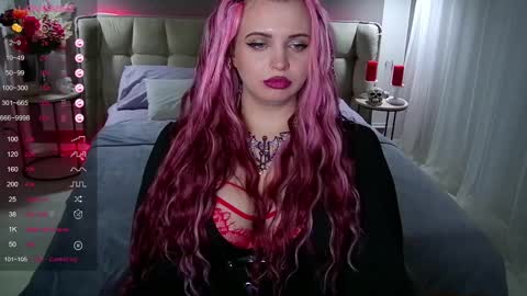 Maya Mils online show from 02/11/25, 04:01