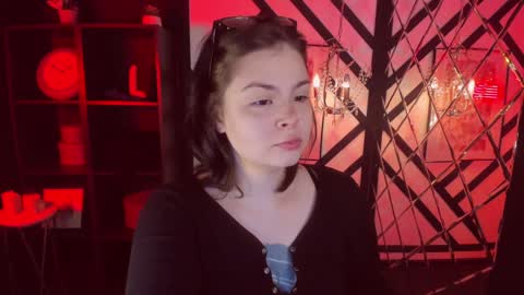 Woman online show from 01/15/25, 06:01