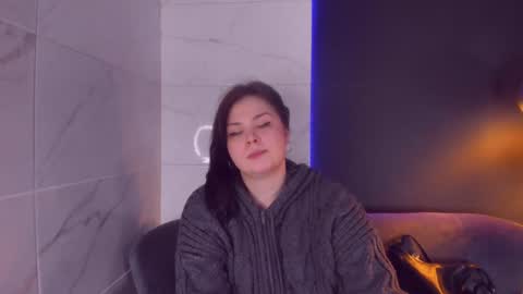 Woman online show from 01/30/25, 12:27