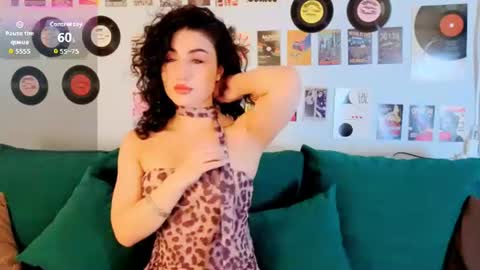 Snapshot of maya_rogerss chatting on 07/11/26, 02:53 Maya online show from 07/11/26, 02:53