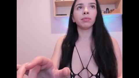 mayaduval online show from 11/22/25, 10:09