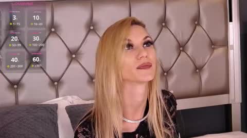 Maya online show from 10/08/25, 10:57