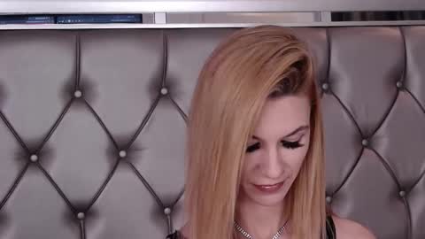 Maya online show from 01/13/26, 12:10