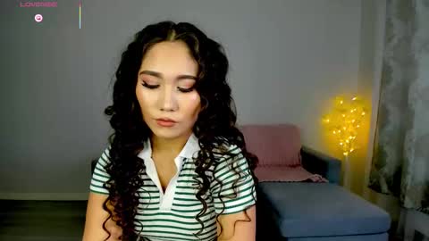 Snapshot of mayamei chatting on 02/20/26, 11:32 Mia online show from 02/20/26, 11:32