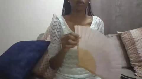 Snapshot of mayan001 chatting on 10/12/25, 06:07 mayan online show from 10/12/25, 06:07