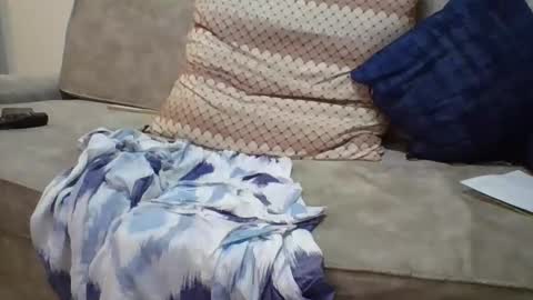 Snapshot of mayan001 chatting on 10/23/25, 06:28 mayan online show from 10/23/25, 06:28