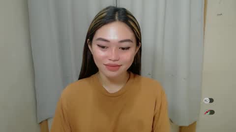 mayasally_ online show from 01/24/25, 06:35