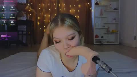 Maya  online show from 03/07/25, 05:18