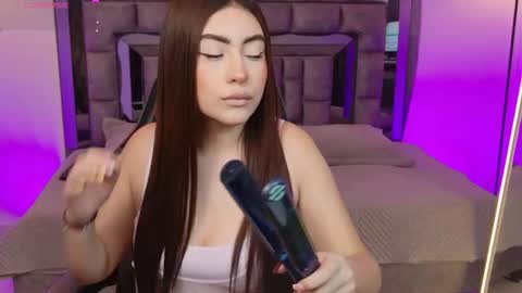 Maya Vexx online show from 06/25/26, 03:05