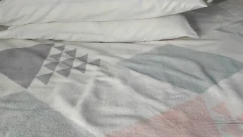 Snapshot of maybelline_666 chatting on 03/09/25, 04:11 Maybelline69 online show from 03/09/25, 04:11