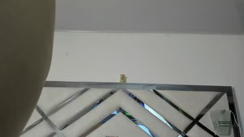 Snapshot of maybelline_666 chatting on 03/12/25, 02:30 Maybelline69 online show from 03/12/25, 02:30