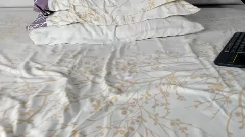 Snapshot of maybelline_666 chatting on 09/16/25, 08:26 Maybelline69 online show from 09/16/25, 08:26